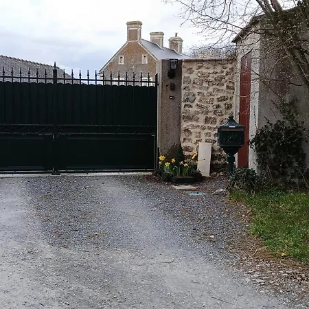 Ferme Aux Leopards Normands Bed & Breakfast Mandeville-en-Bessin