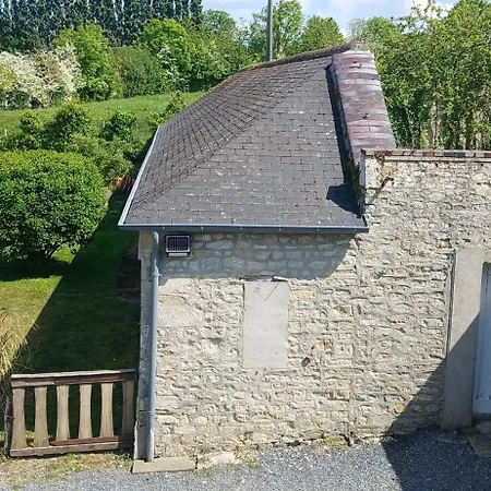 Domaine Aux Léopards Normands Couette-café