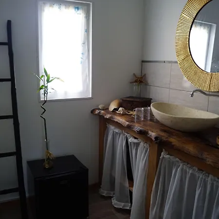 לינה וארוחת בוקר Domaine Aux Leopards Normands 3*