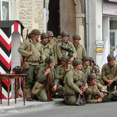 Domaine Aux Leopards Normands Mandeville-en-Bessin