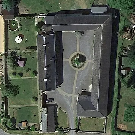 Domaine Aux Leopards Normands Mandeville-en-Bessin