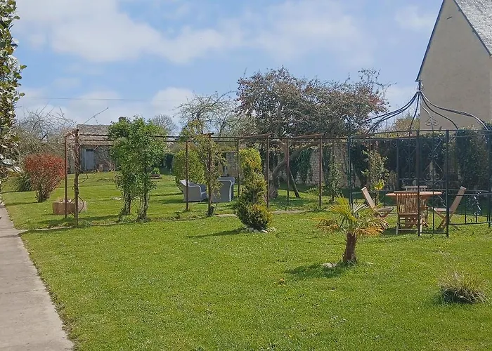 Domaine Aux Leopards Normands Bed & Breakfast 3*