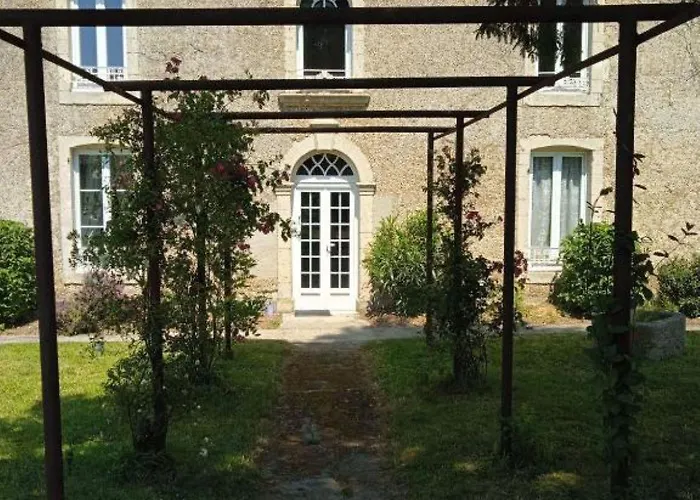 Bed & Breakfast Domaine Aux Leopards Normands 3*