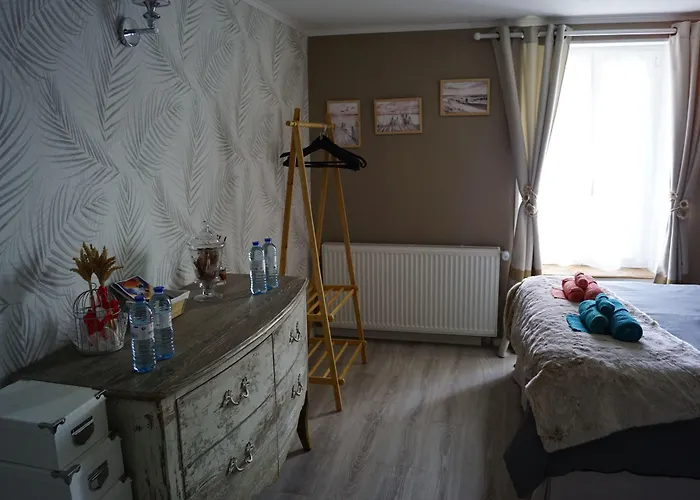 Bed & Breakfast Domaine Aux Leopards Normands