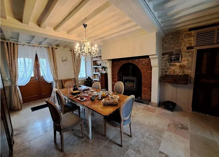 Domaine Aux Leopards Normands Bed & Breakfast 3*